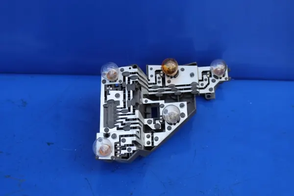Insert de lâmpada traseira esquerda Mercedes CLK W209 OEM A2098200777 image 2
