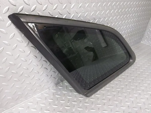 Bakre sidoruta vänster OEM 87810A2510 för Kia Ceed image 2