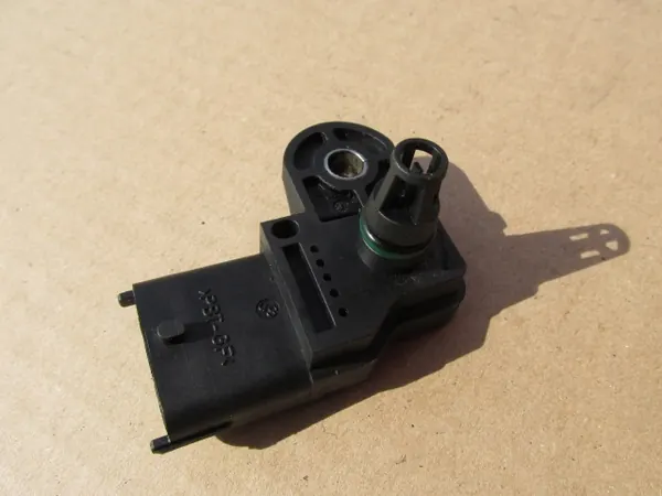 Suzuki Grand Vitara II 1.9 DDIS Mapsensor 8200375080 image 4