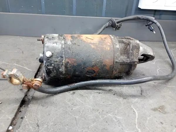Motor de arranque Mercedes-Benz E W123 1984 M102 Bosch 0001314027 image 4