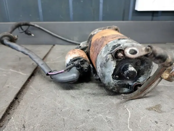 Motor de arranque Mercedes-Benz E W123 1984 M102 Bosch 0001314027 image 5