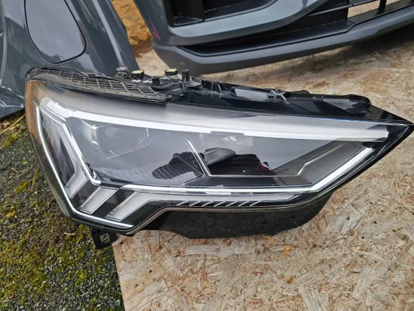 Pare-chocs avant, calandre, phares AUDI Q3 83A PLUG IN image 6