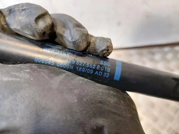 Atuador do porta-malas direito AUDI A6 AVANT 4F9827552E image 3