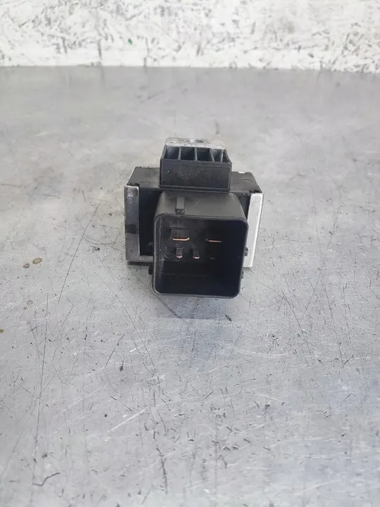 MERCEDES W176 W246 1.5 CDI Sytytysvastuksen Rela 2502124 image 4