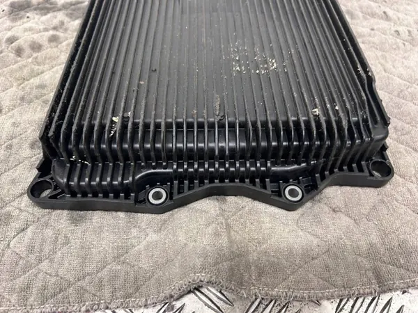 Carter d'huile boîte OEM 12345 pour Maserati Levante image 4