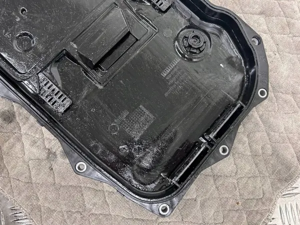 Carter d'huile boîte OEM 12345 pour Maserati Levante image 9