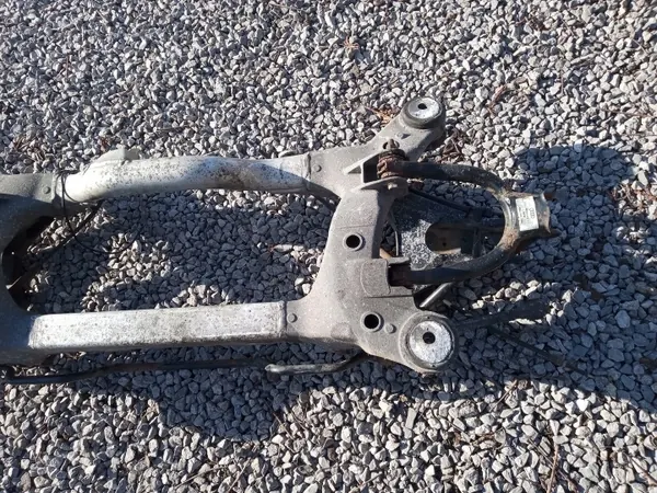 OEM 4B0505235H takapalkki Audi A6 C5:lle image 3