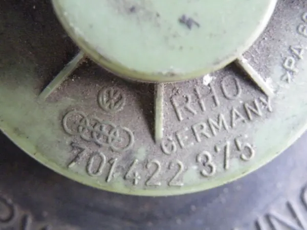 VW Transporter T4 stuurbekrachtigingsreservoir 701422377 image 7