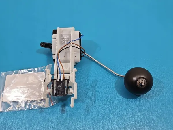Sensor Nivel Combustible OEM 4G0919673A Audi A6 C7 3.0 TDI image 3