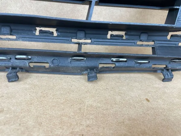 Ristikko OEM 5G0853677A Etupuskuri VW Golf 7 image 10