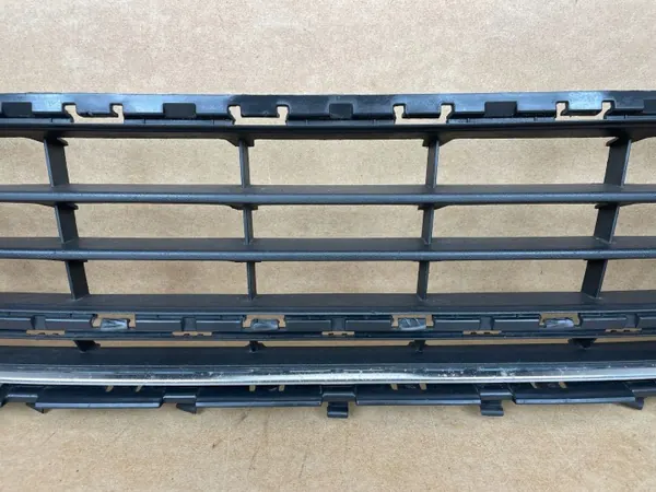 Ristikko OEM 5G0853677A Etupuskuri VW Golf 7 image 3