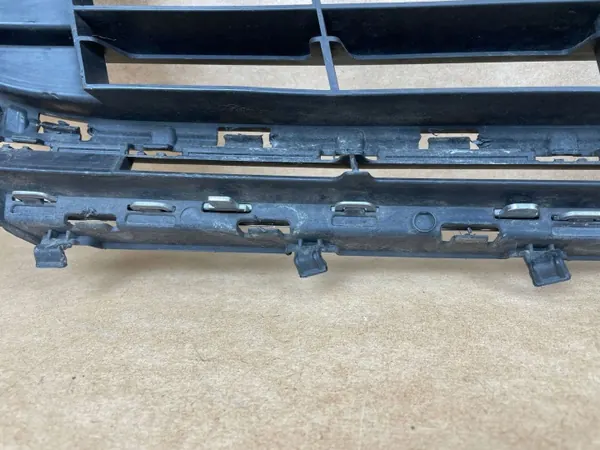 Ristikko OEM 5G0853677A Etupuskuri VW Golf 7 image 6