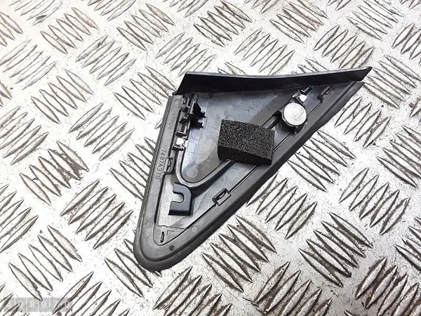 2023 Mitsubishi Eclipse Cross Garniture de pilier 7407a351 image 4