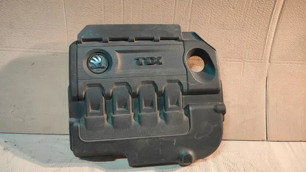 Skoda Octavia III Motorabdeckung OEM 04L103954Q image 2