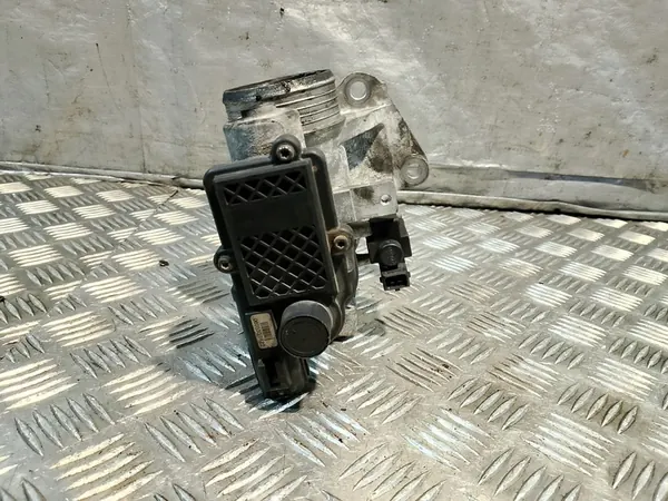 Volvo EGR-venttiili 30743863 image 2