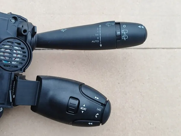 PEUGEOT 3008 5008 Airbag Schakelaar 96773911XT image 3