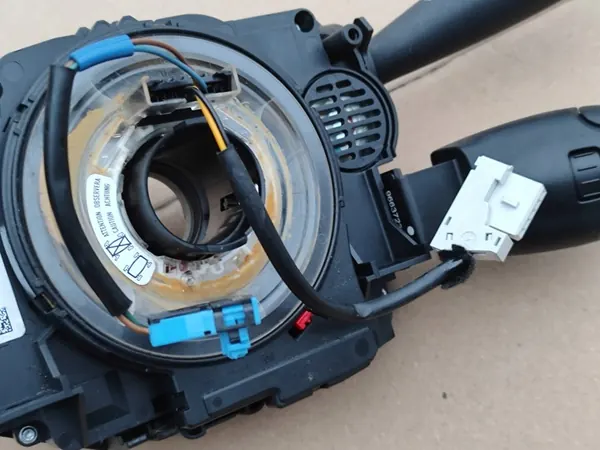 PEUGEOT 3008 5008 Airbag Schakelaar 96773911XT image 4