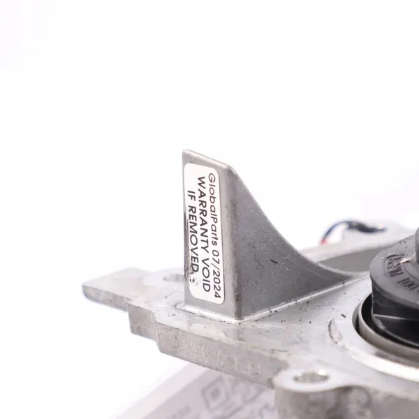 Vattenpump Mercedes W204 W213 Diesel OM656 A6562010010 image 3