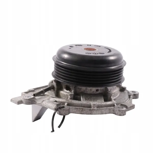 Vattenpump Mercedes W204 W213 Diesel OM656 A6562010010 image 6