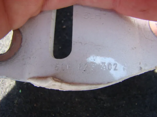 Bisagras de Capó Volkswagen Jetta Delante OE 5C6823301A 5C6823302A image 3