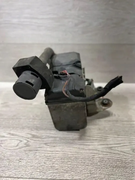 BMW E65 E66 730d Webasto Heater 6933067 image 3