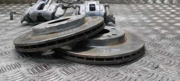 Mercedes OEM 260MM Voorremmen, Schijven, Blokken, Remklauwen image 5
