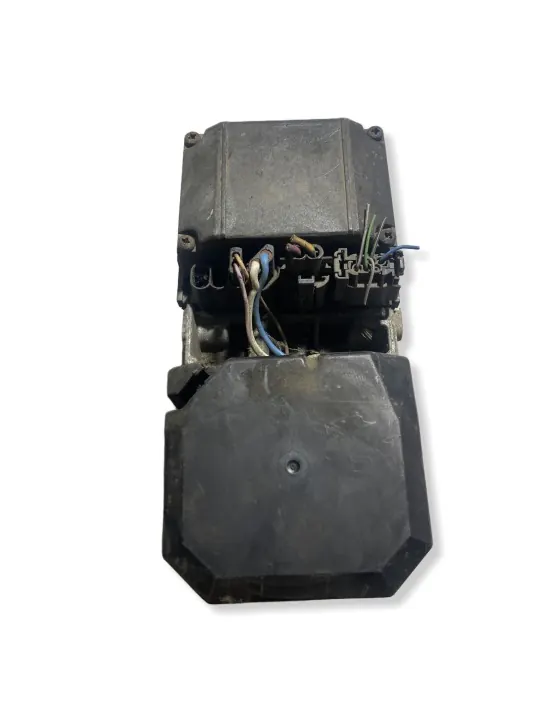 Audi A6 C6 Pysäköintilämmitys OEM 4B0265081E image 4