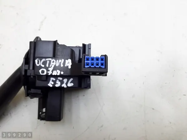 Skoda Octavia Växel 2007 1K0953519J image 5