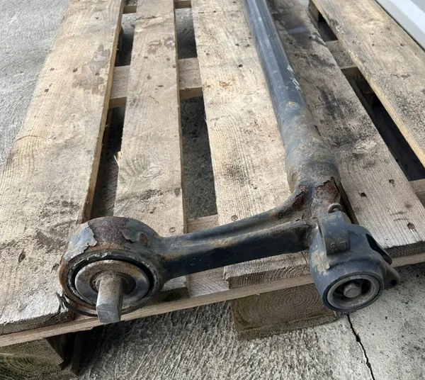 DAF XF 106 ohjaamon kääntövipu OEM 1866814 2145616 image 4