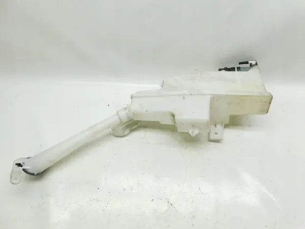 Pyyhkijäsäiliö 28910-6UA0A - Nissan Qashqai III J12 image 3