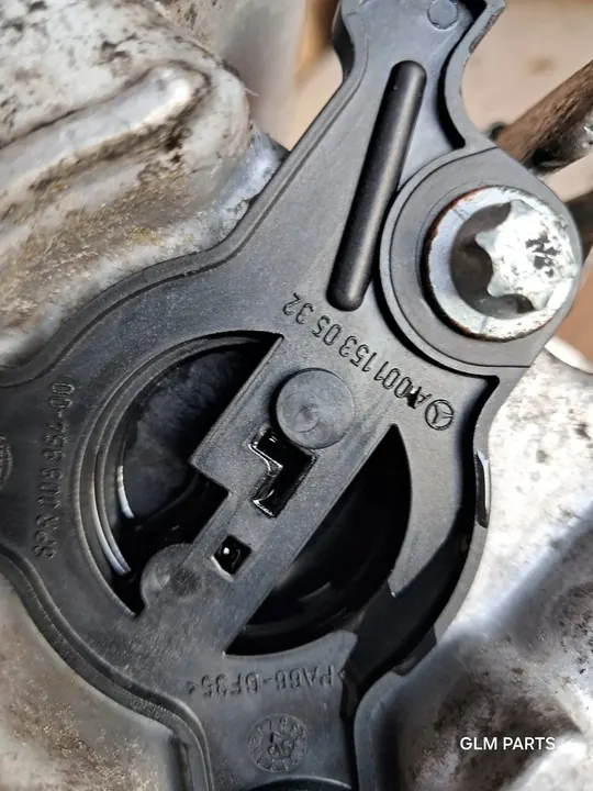 Mercedes CLK W209 SLK R171 1.8 Olja Panna Sensor A2710141302 image 4