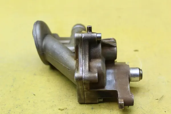 Öljypumppu SMOK Sharan 2.8 B AYL 021115109B image 3