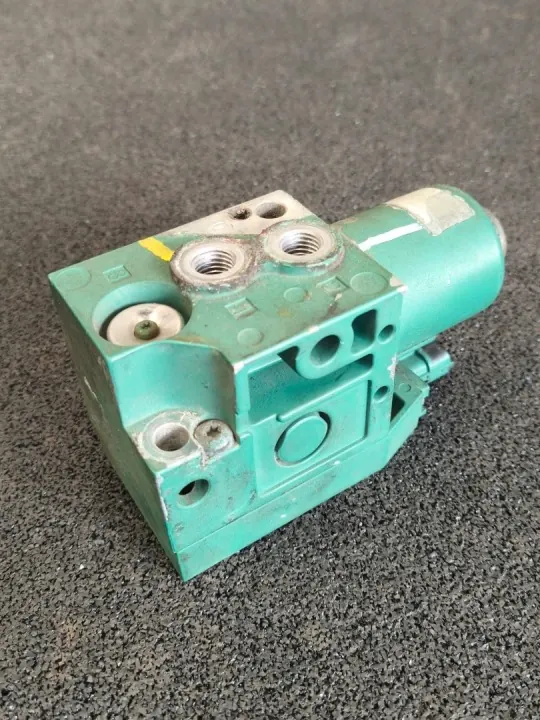 Électrovanne de frein moteur D7 FM 8900 B7R DEUTZ RVI 21384063 image 5