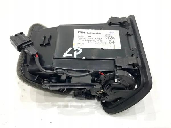 Grelha de ventilação dianteira esquerda VW Passat B7 Kombi image 3