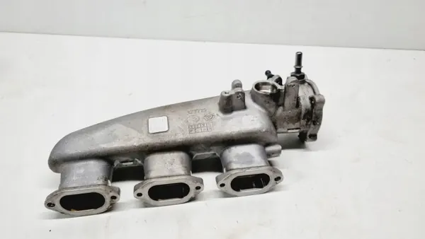 Colector de admisión usado OEM 670050695 Alfa Romeo Giulia image 2