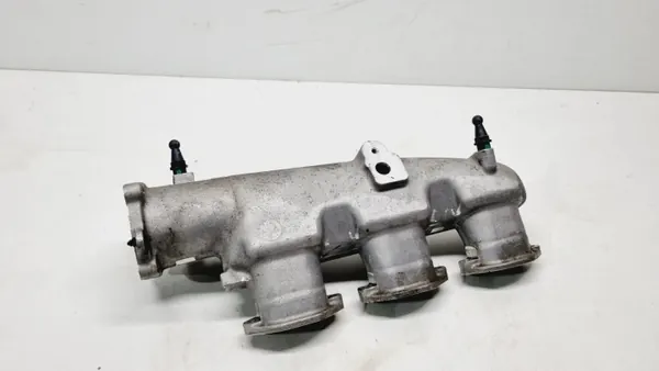 Colector de admisión usado OEM 670050695 Alfa Romeo Giulia image 3