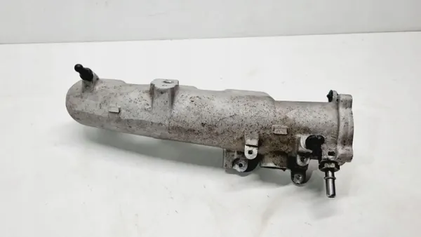 Colector de admisión usado OEM 670050695 Alfa Romeo Giulia image 4