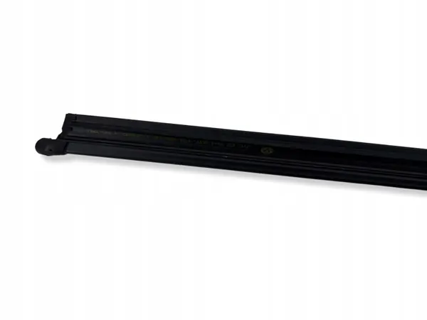 OEM 5H4839480 Oikea Taka-Kaavinauha VW Golf VIII image 4