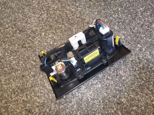 USB-portti OEM 96120S1100 Hyundai Santa Fe III:lle image 3