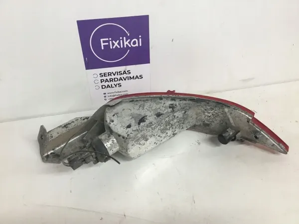 Luz antiniebla trasera Ford Fiesta 2012 OEM 1760875 image 4