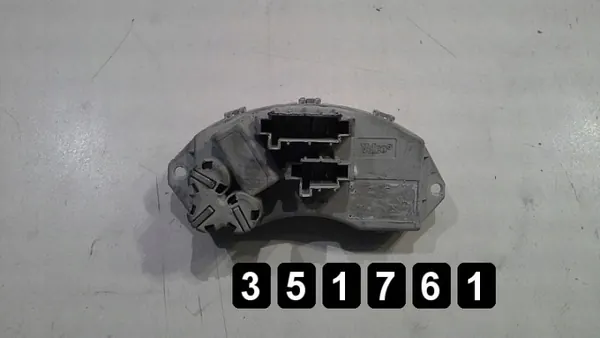 BMW Värmefläktresistansrelä OEM 73040157 image 2