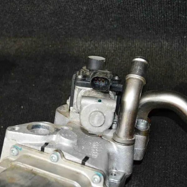 EGR-Kühler VW Jetta MK6 2.0L 2013 03L131501F image 5