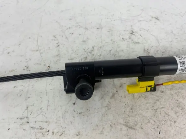 Generatorremspännare OEM 80A857620A Höger sida image 3