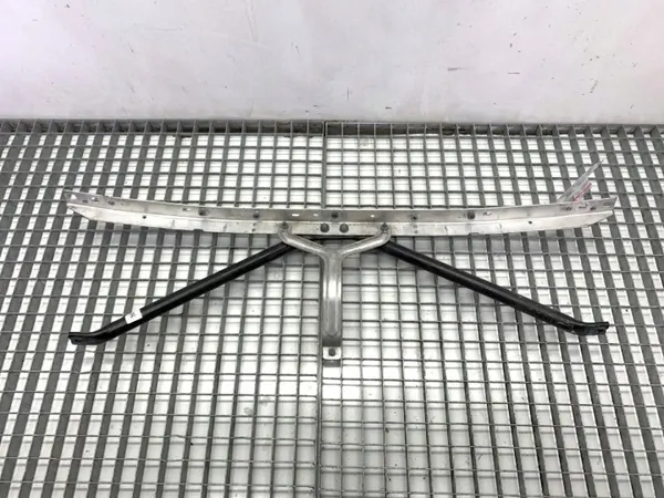 OEM 7357209 ylävahvike BMW G31:lle image 2
