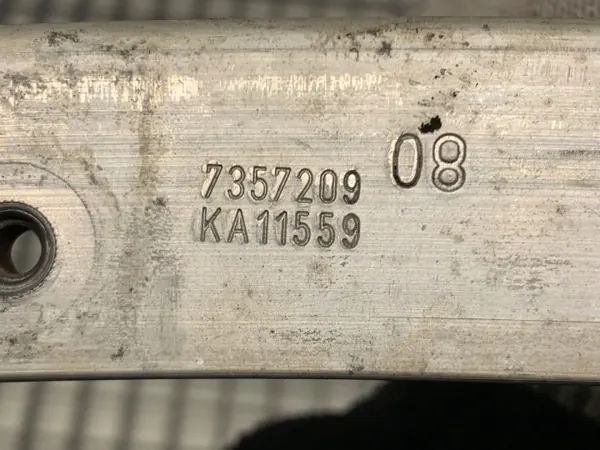 OEM 7357209 ylävahvike BMW G31:lle image 3