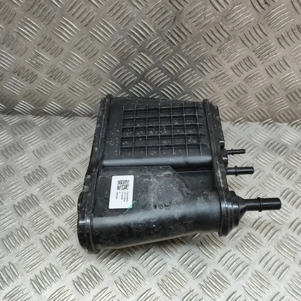 Volvo XC40 1.5 T 2020 Filtre vapeur carburant 32203312 image 2