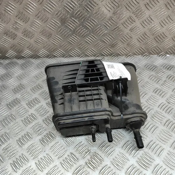 Volvo XC40 1.5 T 2020 Filtre vapeur carburant 32203312 image 4