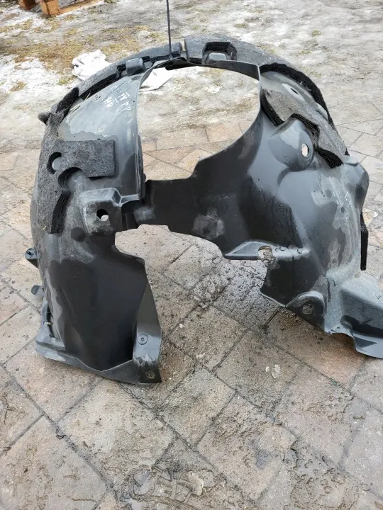 Renault Clio 4 Höger Framhjulshus Set OEM 638447749R image 3