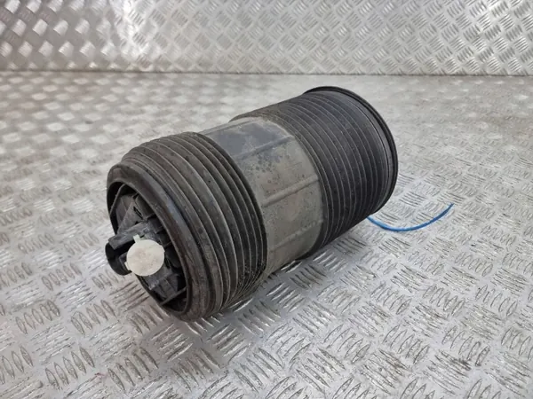 OEM 4M0616002AB Audi Q7 Taka-ilmajousitus pussi image 3