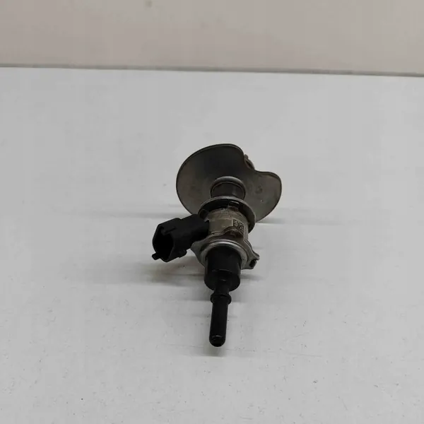 SEAT AdBlue-suutin OEM 7LA131113A - Käytetty image 3